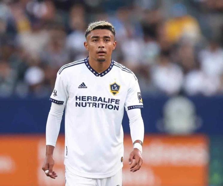 Mexicano Julián Araujo no jugará en el Barcelona Mexicano Julián Araujo no jugará en el Barcelona