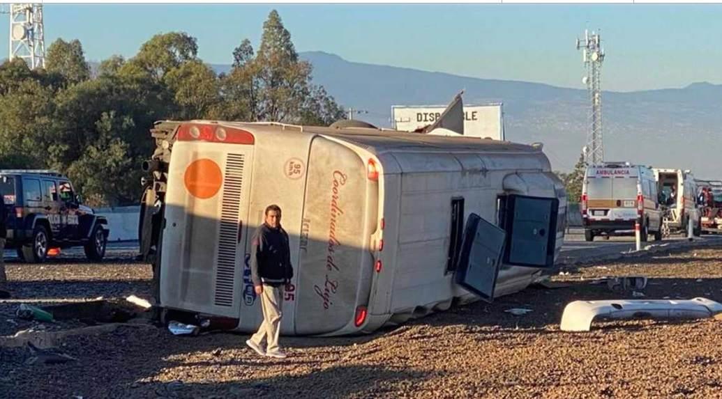 Investigan posible falla en frenos; reportan 3 muertos