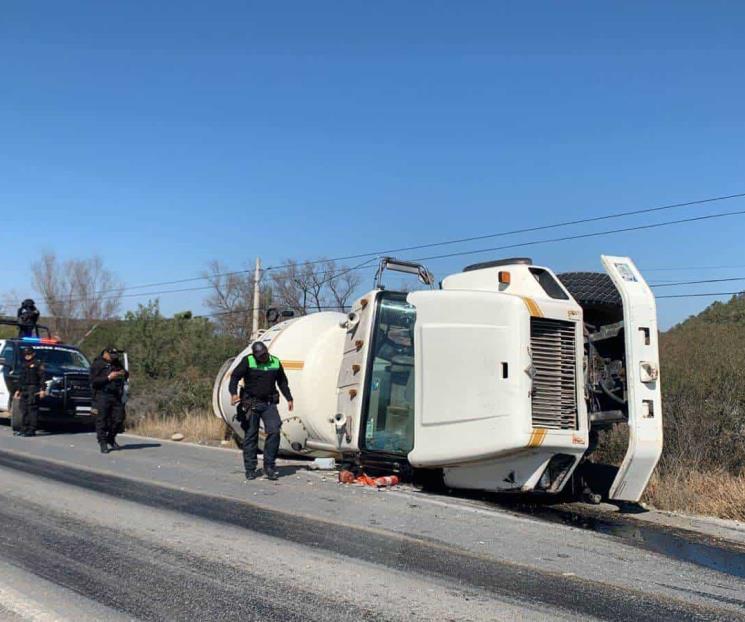 Vuelca revolvedora de concreto Vuelca revolvedora de concreto
