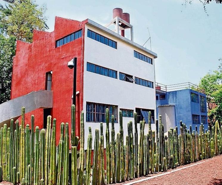 Clases sobre moda, pintura e historia del arte en Museos Clases sobre moda, pintura e historia del arte en Museos