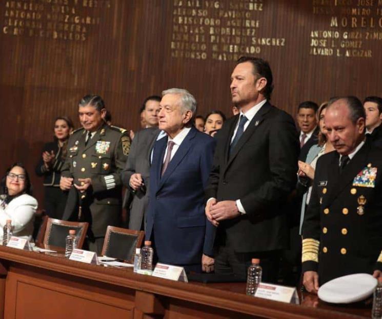 Me llena de orgullo que ministra Piña no se levantara: AMLO