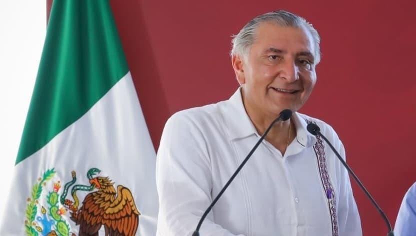 Acusa Adán Augusto a Córdova de mentir