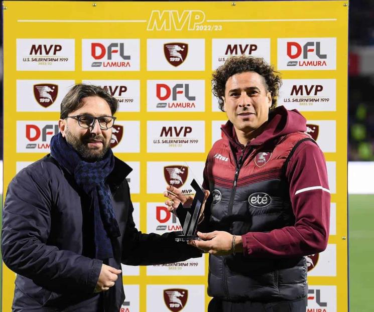 Guillermo Ochoa es nombrado MVP del mes con el Salernitana