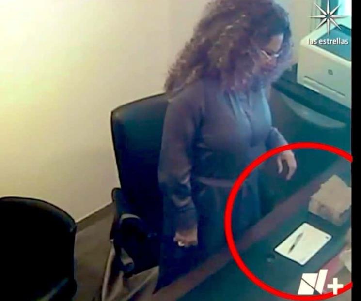 Exhiben a funcionarios de Sansores recibiendo dinero