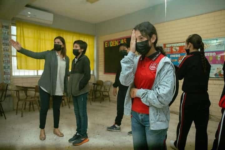 Amplía SC programa de lentes gratis a sus 176 escuelas