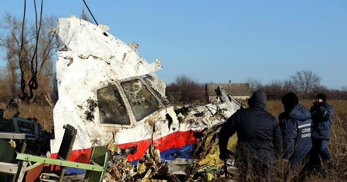 Putin habría suministrado misil para estrellamiento de MH17 Putin habría suministrado misil para estrellamiento de MH17