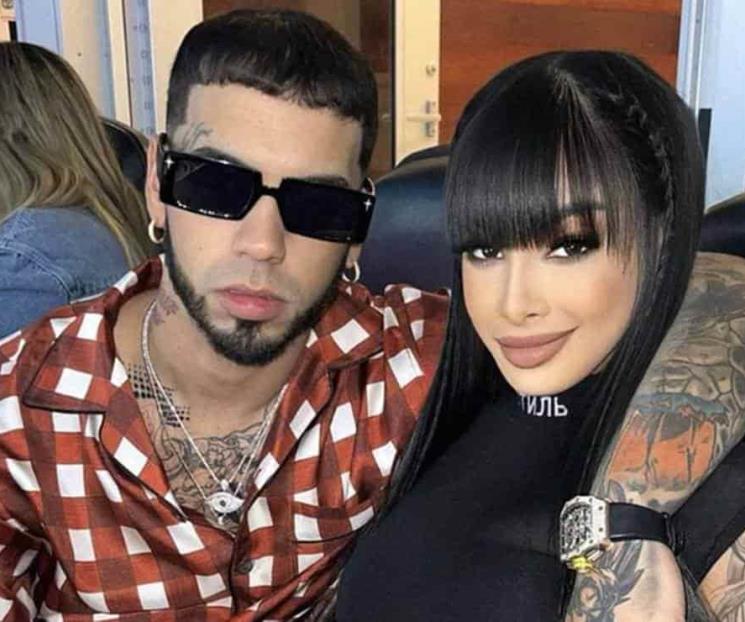 Anuel AA anuncia truene con su esposa Yailín