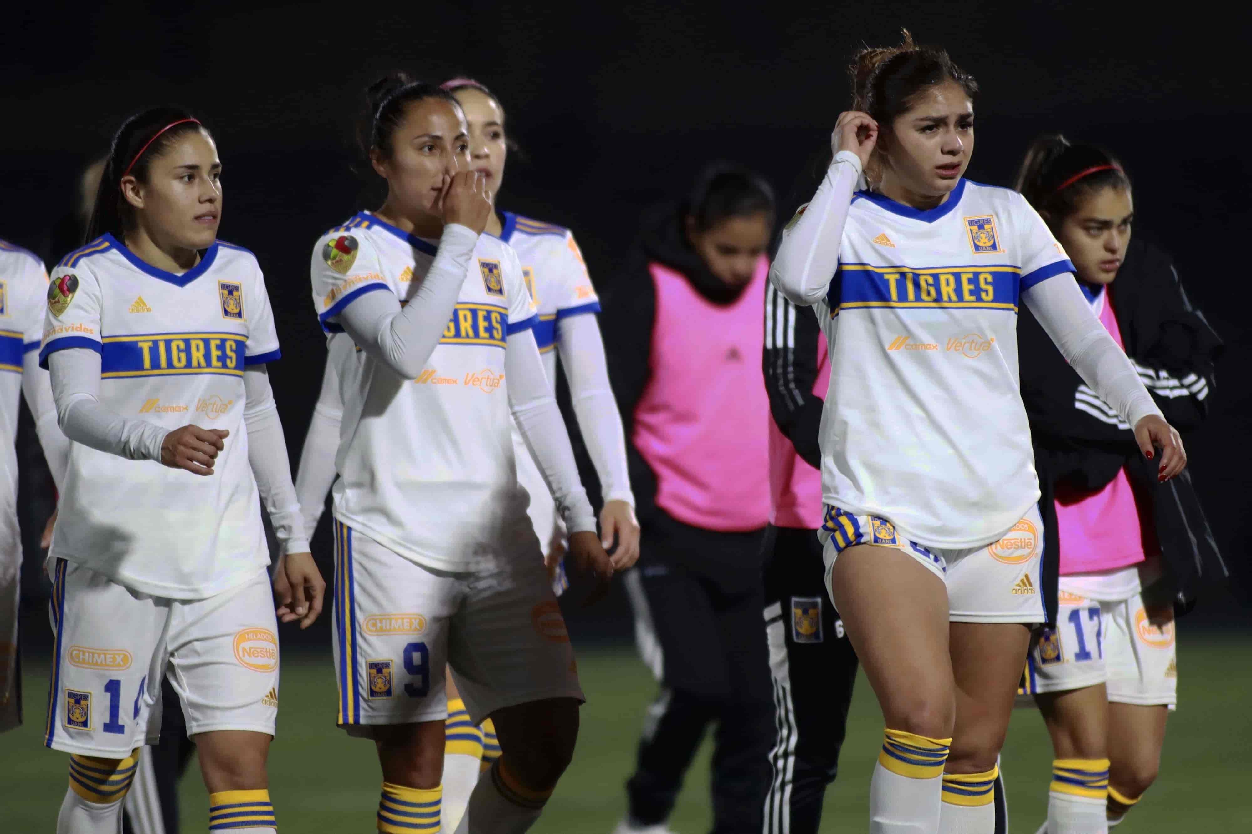 Las felinas pierden su invicto en el torneo.