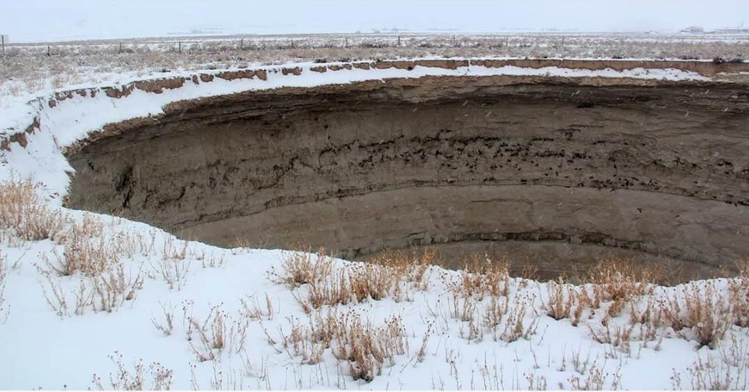 Por qué se forman extraños cráteres en Turquía Por qué se forman extraños cráteres en Turquía