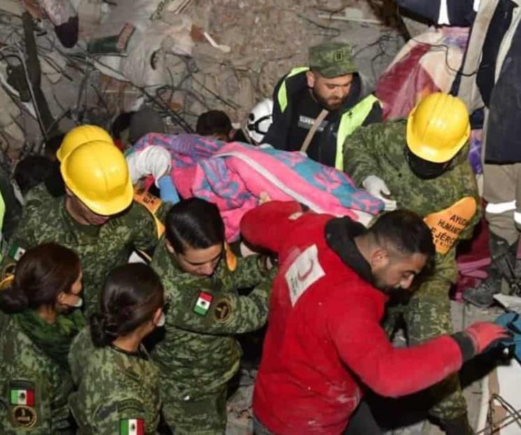 Sigue la búsqueda de sobrevivientes; suman 23 mil muertos