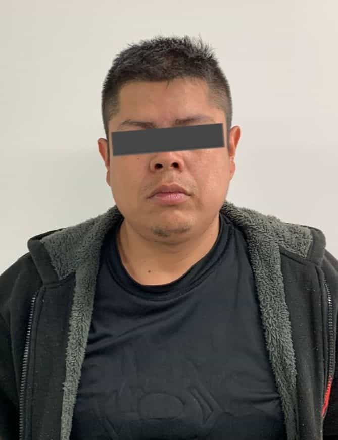 Un cadete de la Secretaria de Seguridad Pública de Salinas Victoria fue detenido, a quién le giraron una orden de aprehensión por homicidio, al estar implicado en la triple ejecución, de tres policías municipales