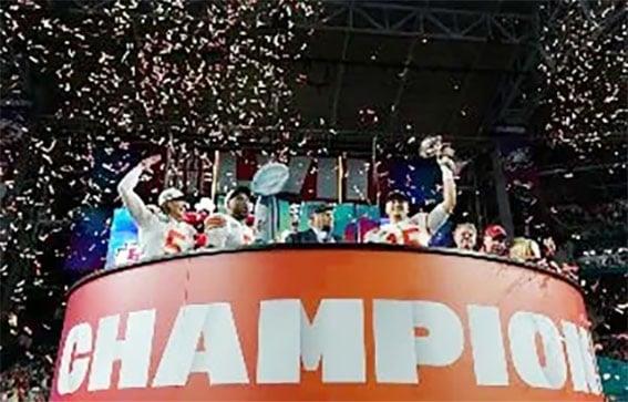 Duelazo... y Jefes campeón Duelazo... y Jefes campeón