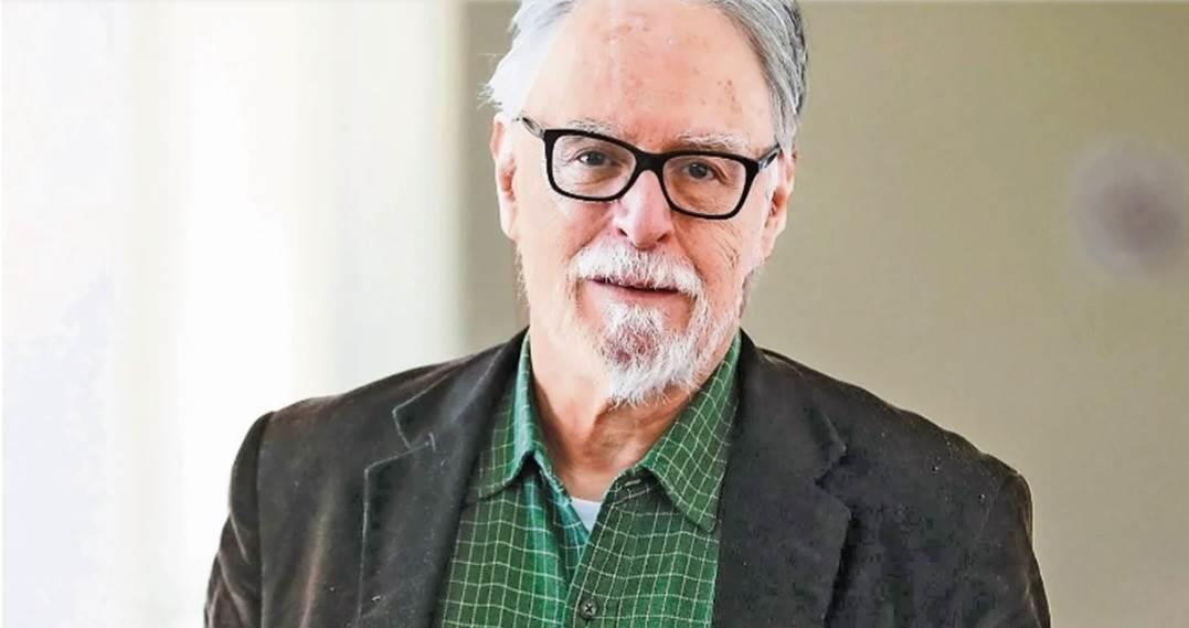 Dan homenaje a David Huerta, poeta ambicioso y culto Dan homenaje a David Huerta, poeta ambicioso y culto