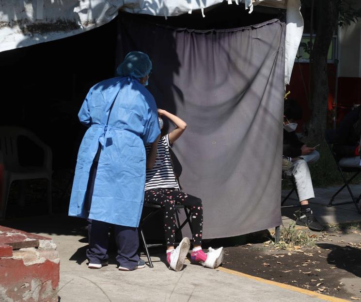 Gatell destaca reducción constante de pandemia