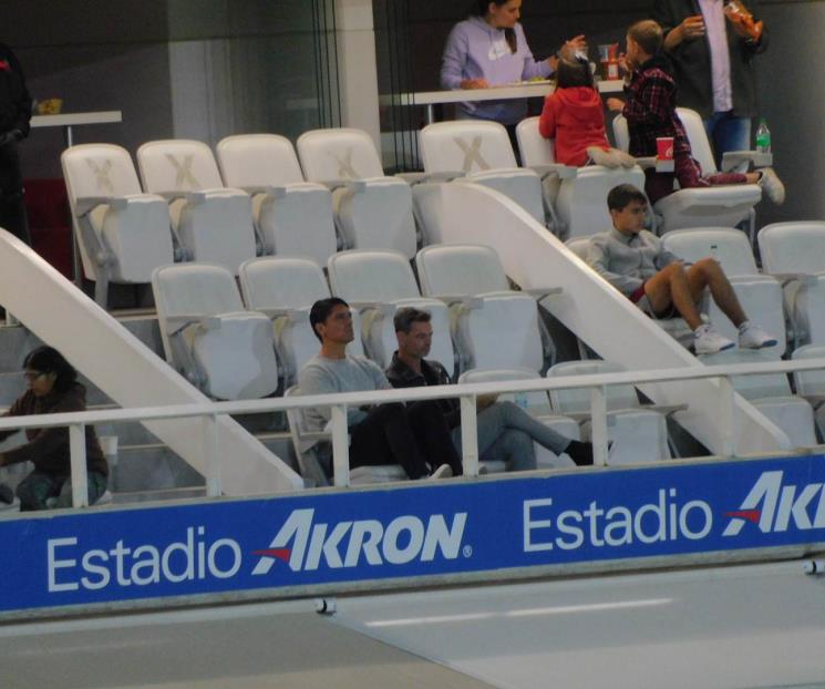 Diego Cocca asiste al Chivas vs Xolos Diego Cocca asiste al Chivas vs Xolos