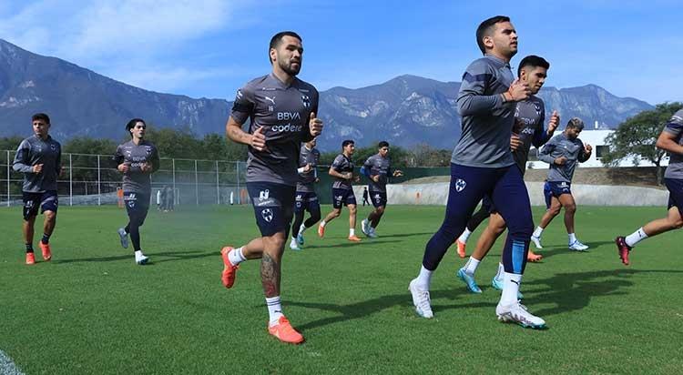 Salen Rayados por cima y récord Salen Rayados por cima y récord