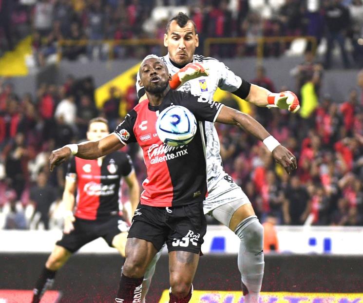 Ganan Tigres, y siguen invictos Ganan Tigres, y siguen invictos