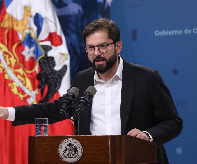 Tacha Gabriel Boric de dictador a Daniel Ortega