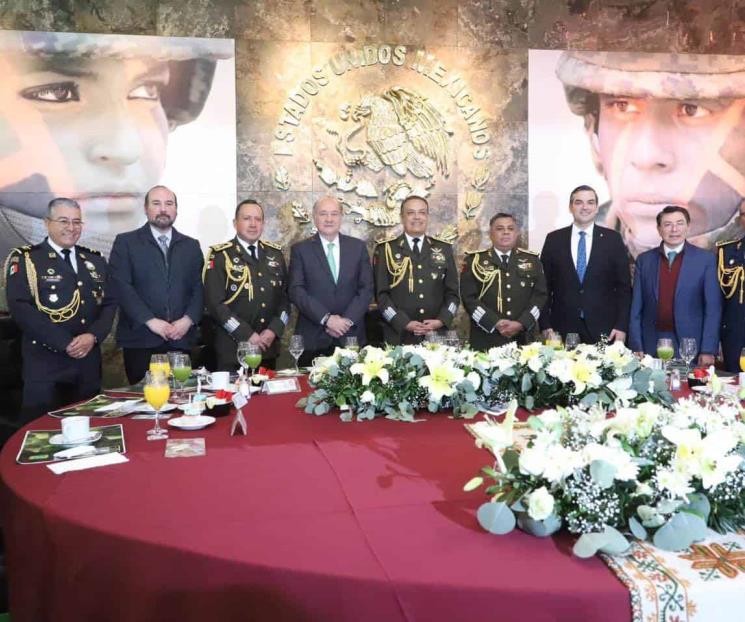Celebran el 110 aniversario del Ejército Mexicano