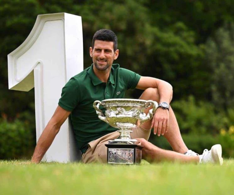 Iguala Djokovic récord de Graf 