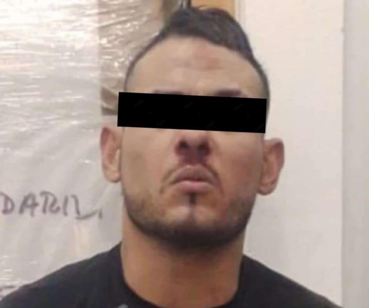 Detienen a asaltantes y liberan a 10 personas en Monterrey