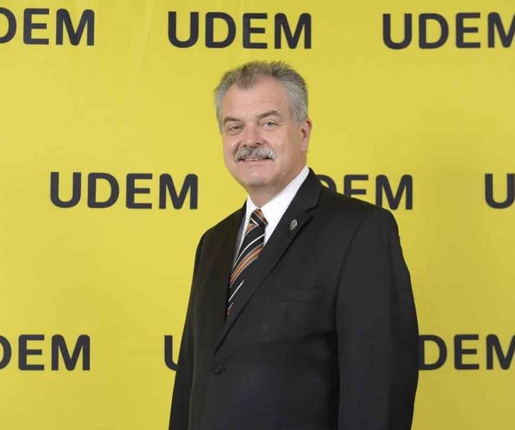 Premio como líder sobresaliente en programas internacionales Premio como líder sobresaliente en programas internacionales