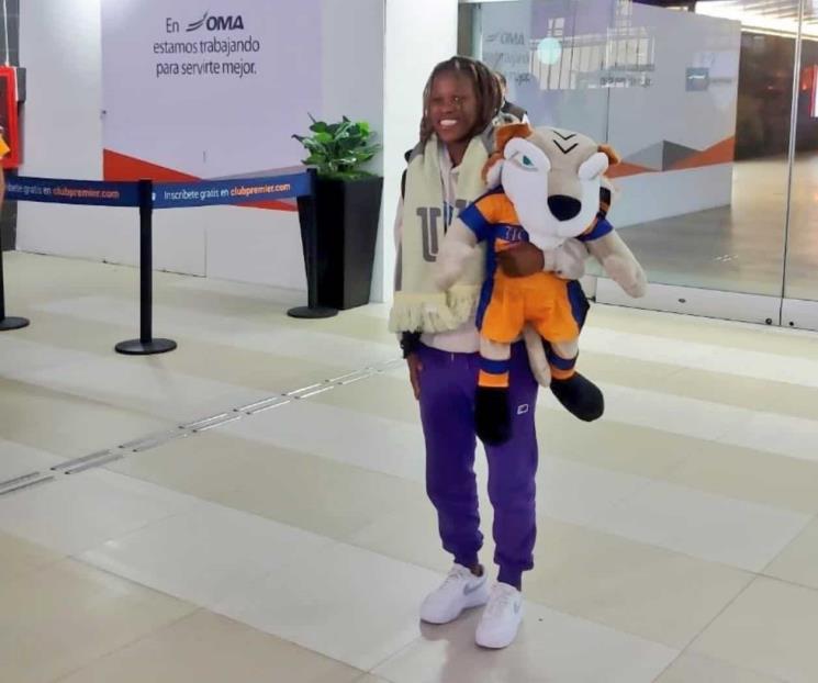 Llega Noxolo Cesane a Tigres Femenil