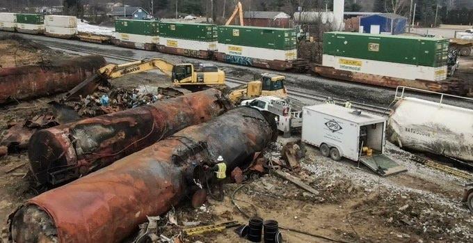 Presentan informe sobre descarrilamiento en Ohio Presentan informe sobre descarrilamiento en Ohio