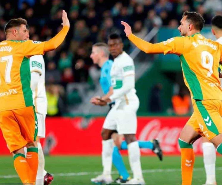 Gana el Betis de Guardado en España