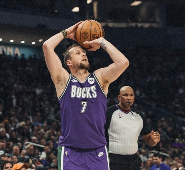 Bucks apalean al Miami Heat Bucks apalean al Miami Heat