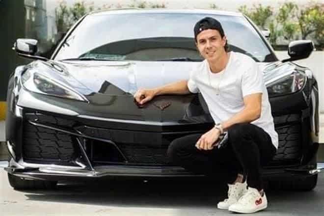 Difunde Córdova adquisición de coche de lujo Difunde Córdova adquisición de coche de lujo