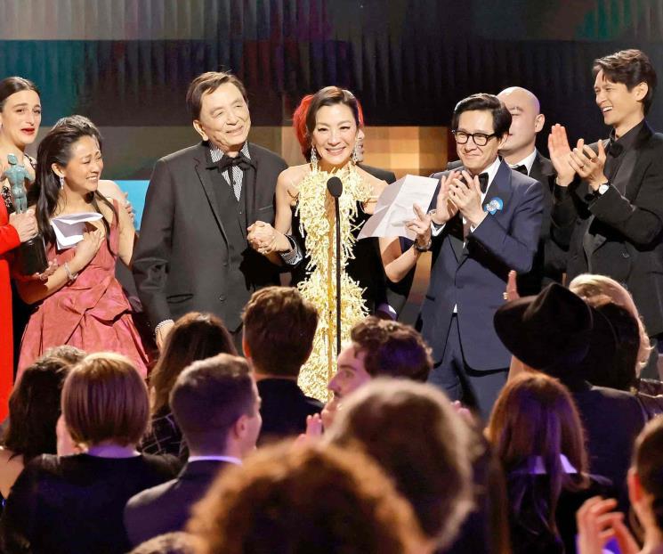 Triunfa en los SAG y se perfila al Oscar