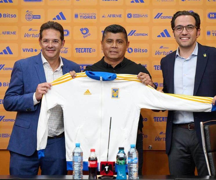 Hay que dejar trabajar a ‘Chima’: Sancho Hay que dejar trabajar a ‘Chima’: Sancho