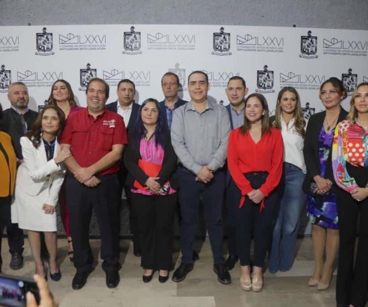 Se une Jessica Martínez al PRI y son mayoría junto al PAN