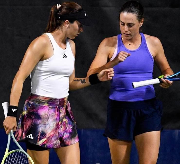 Fernanda gana en dobles