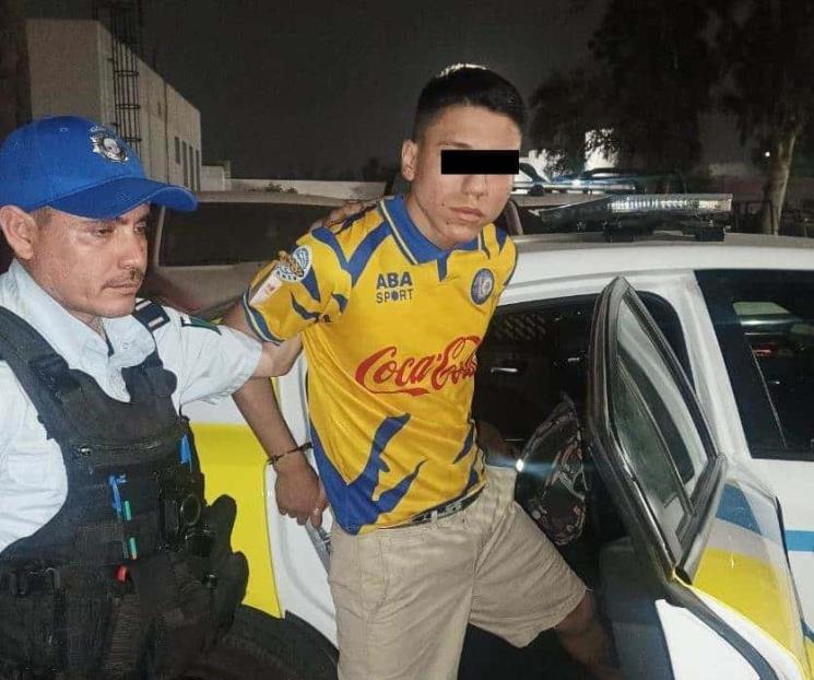 Golpea a su novia en motel
