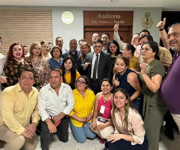 Triunfa Mario Garza en elección de Derecho UANL