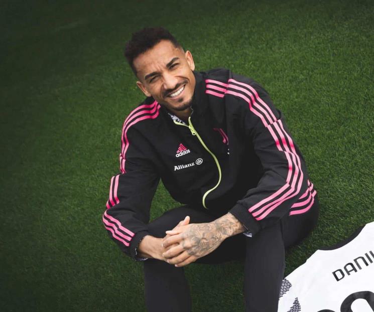 Renueva, ahora sí, Danilo con la Juventus