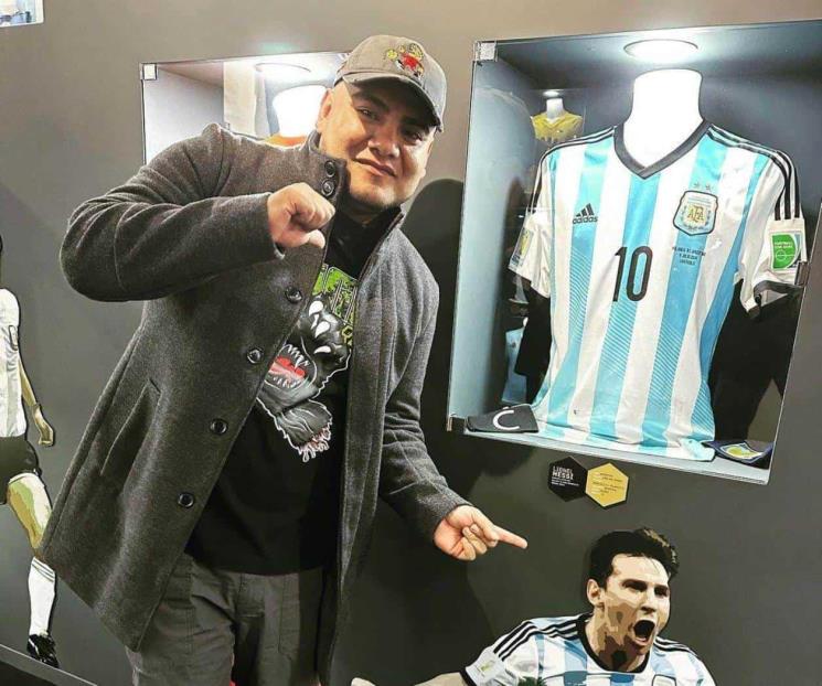 Rapero mexicano Aczino nuevo integrante del Valencia FC