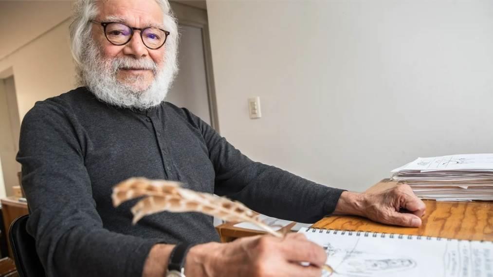 La carrera del monero Helio Flores, en la FIL Minería
