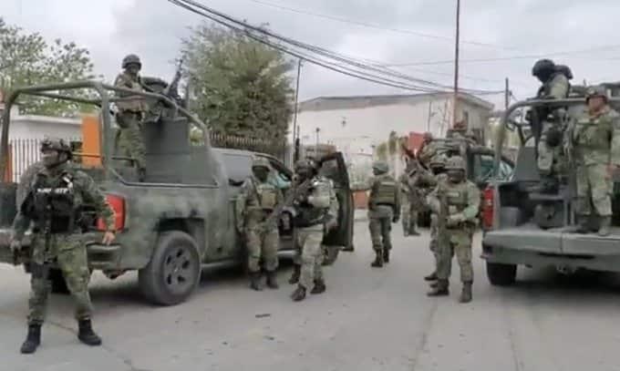 Ingresan militares a prisión por muerte de jóvenes