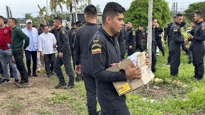 Liberan a 78 policías retenidos en Colombia Liberan a 78 policías retenidos en Colombia