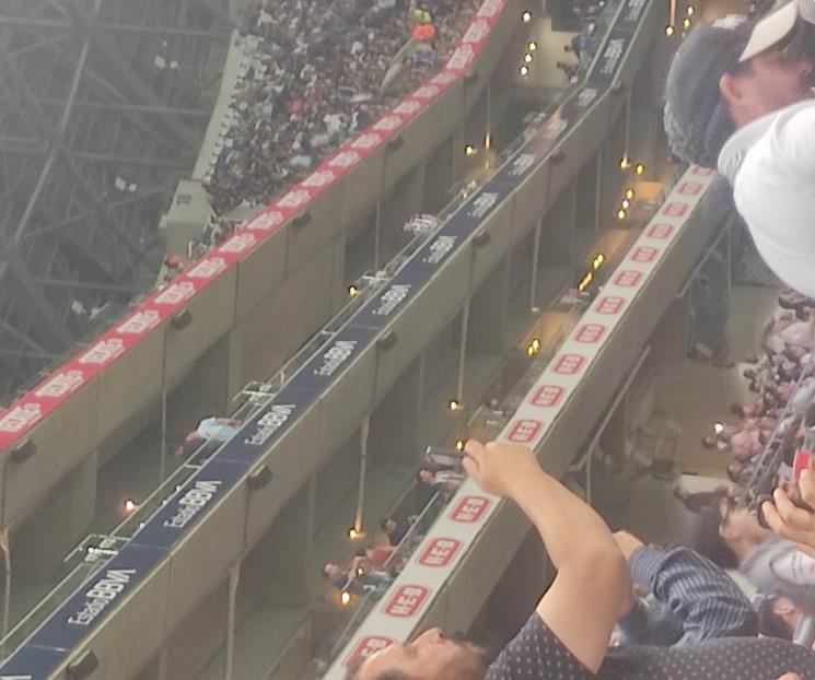 Abuchea al himno de Liga MX