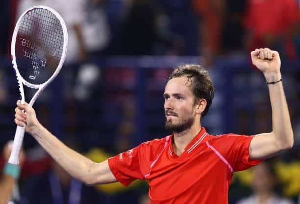 Medvédev conquista Dubái