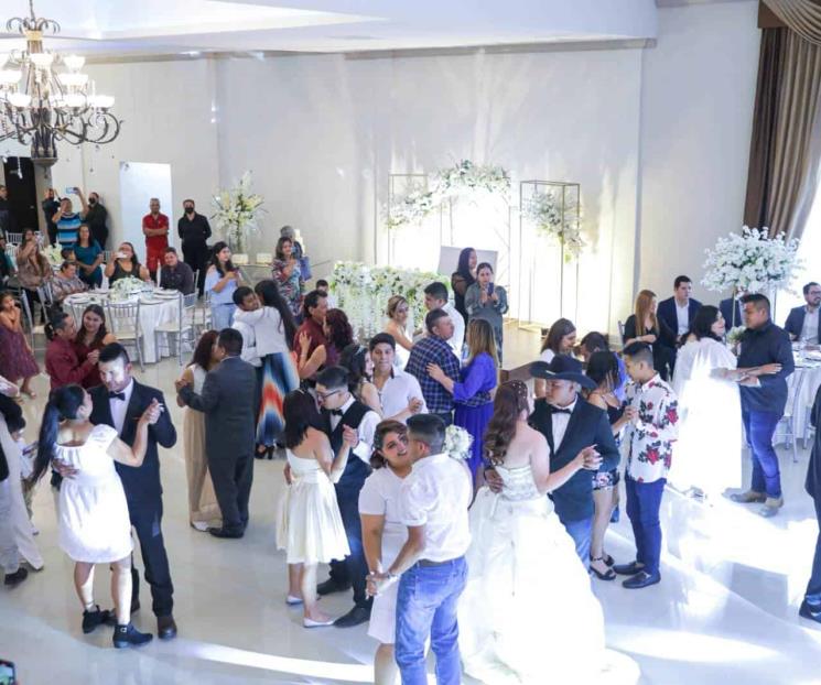 Legalizan su unión 18 parejas de Santiago