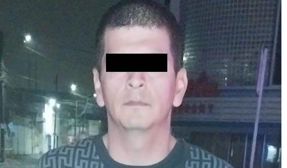 Detenido en motocicleta con reporte de robo