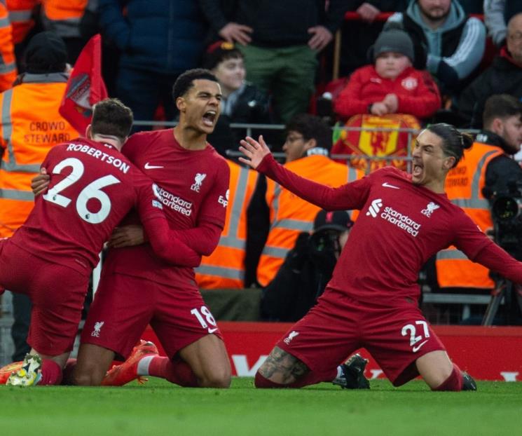 Destroza Liverpool al Manchester United en Anfield
