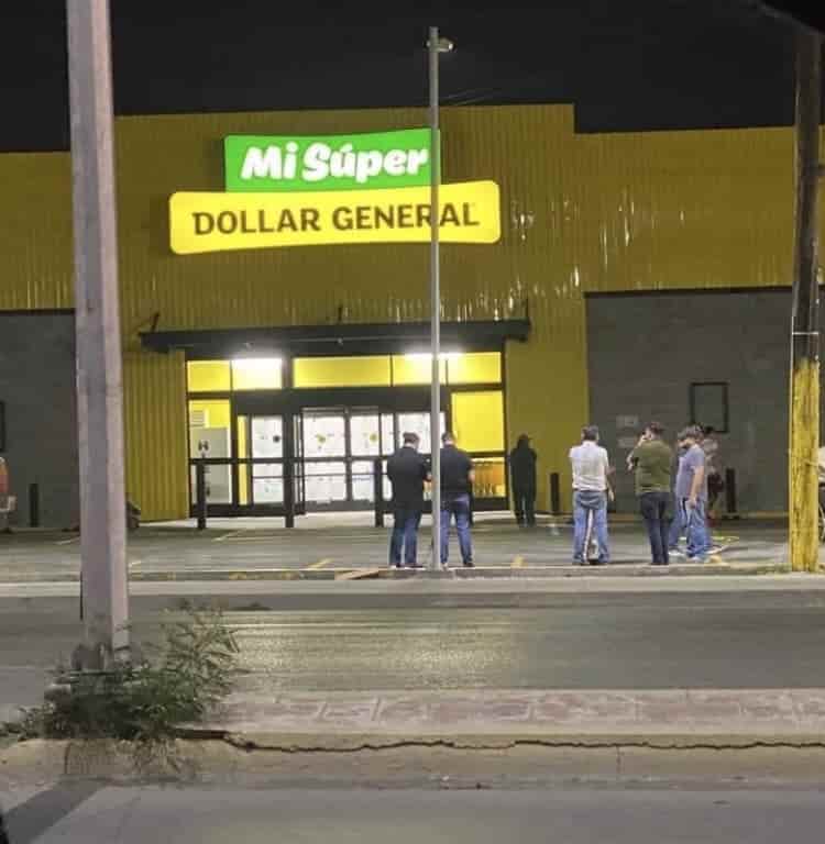 Un error humano, provocó que una empleada de la cadena de tienda de reciente ingreso al país, sufriera lesiones de consideración en uno de sus brazos al quedar prensada en la máquina de hacer tortillas