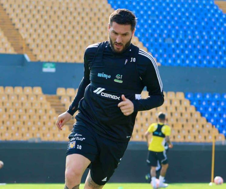 Gignac iría de arranque