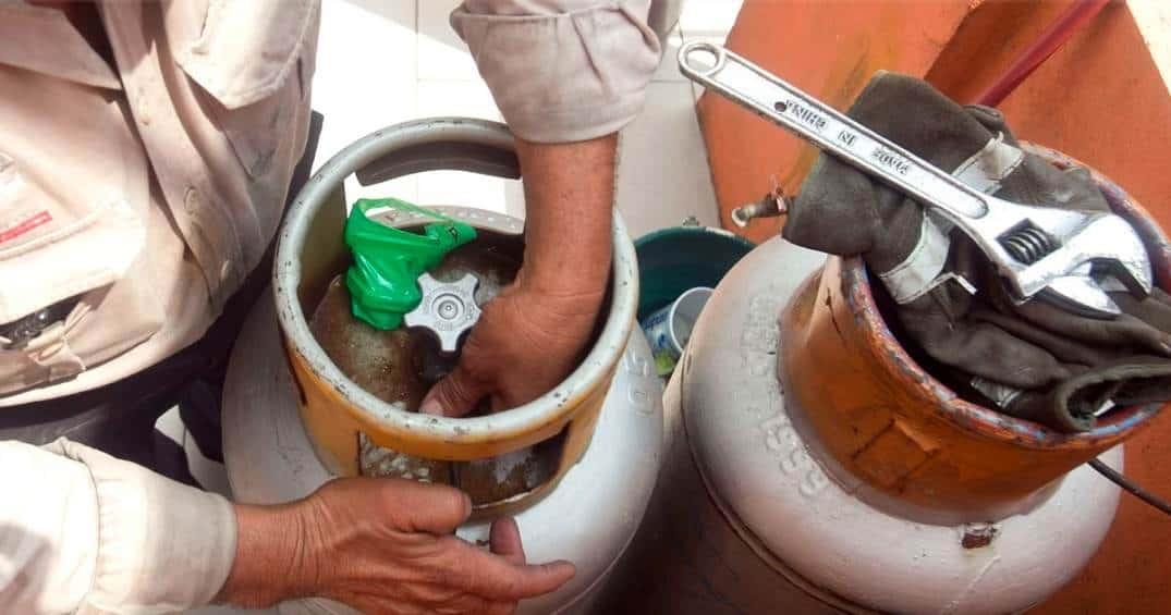 Así van los precios de la gasolina, gas LP y canasta básica